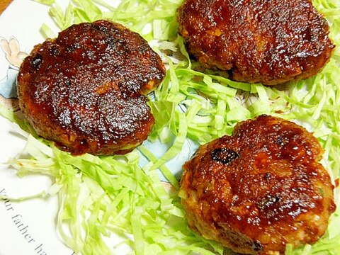 野菜食べてネ！肉も少ないヘルシー柔らかハンバーグ♪